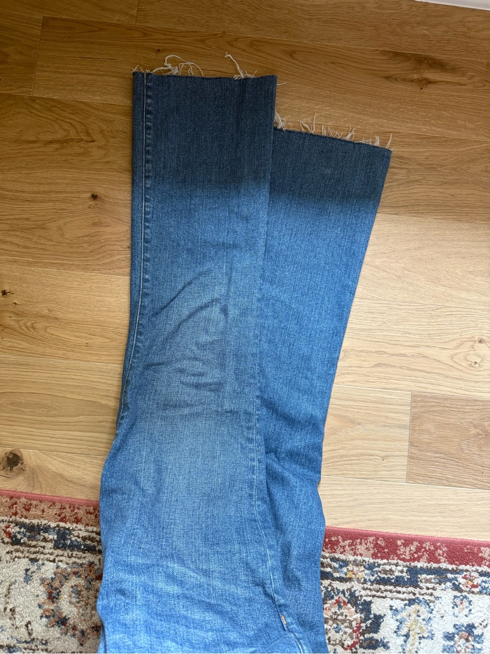 Madewell Mid-Rise Kick Out Jeans - Picture 7 of 7
